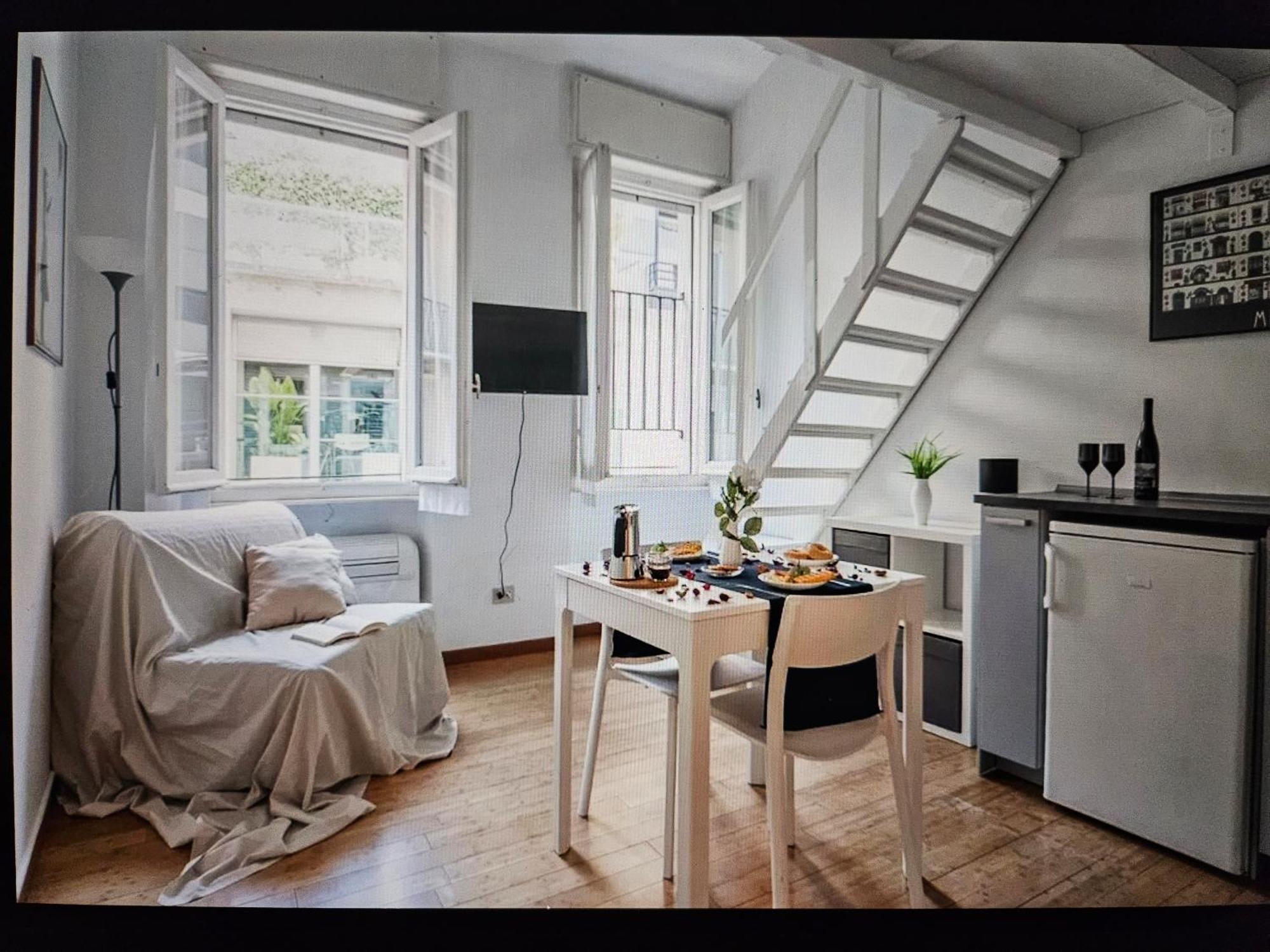 Two-room San Babila