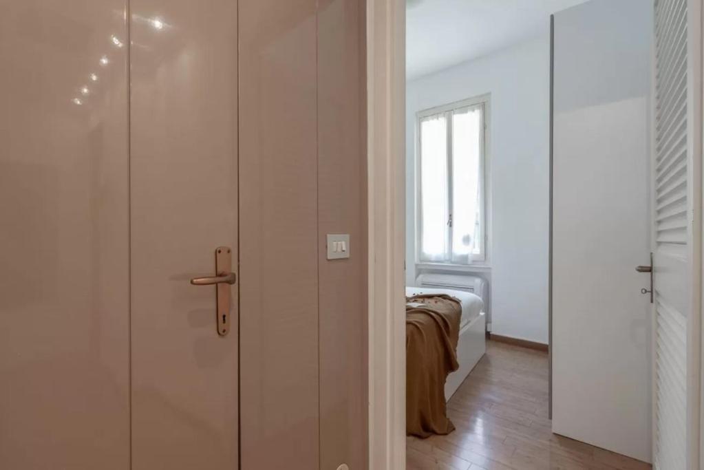Two-room San Babila * Milan